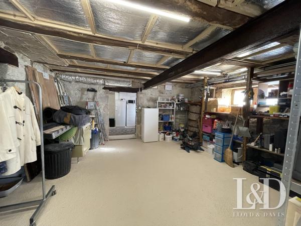 Propriété 355 m² habitables et  31 hectares de terrain