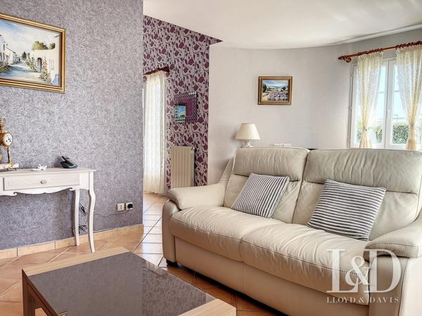 Royan : maison de type charentaise 107 m² + garage