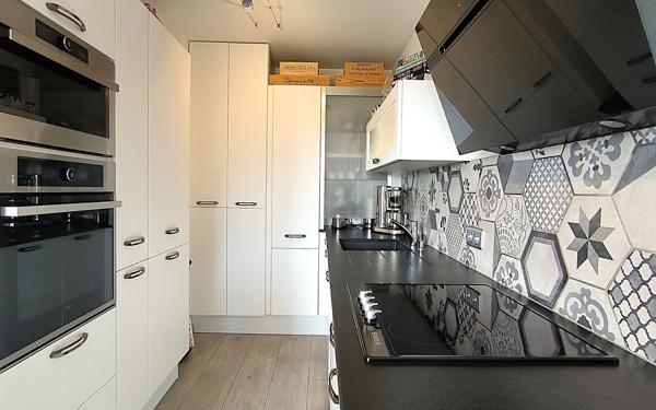 Appartement à vendre    3 pièces • 88,04 m2 Ferney-Voltaire