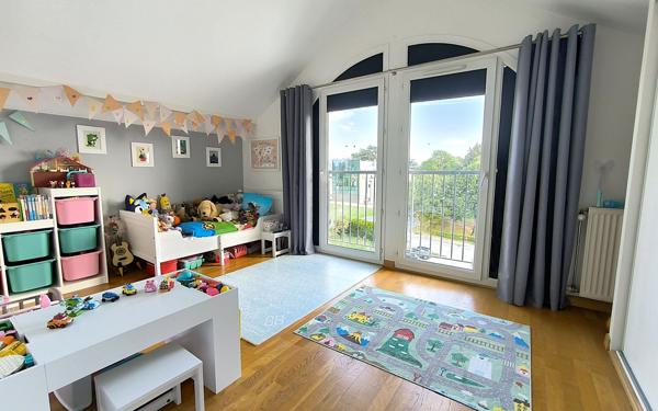 Appartement à vendre    3 pièces • 88,04 m2 Ferney-Voltaire