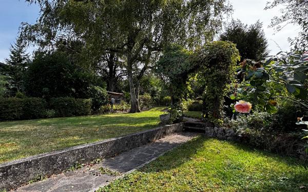 Maison à vendre    5 pièces •  Versonnex