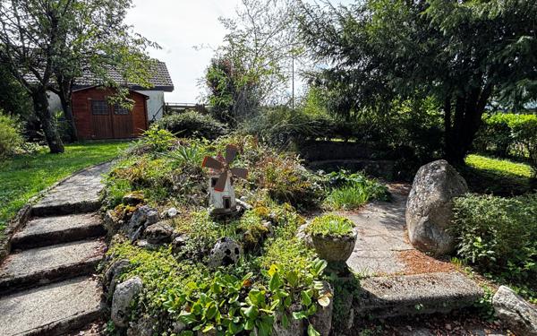 Maison à vendre    5 pièces •  Versonnex