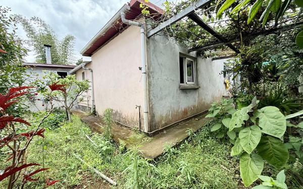 Maison à vendre    3 pièces •  Le Tampon