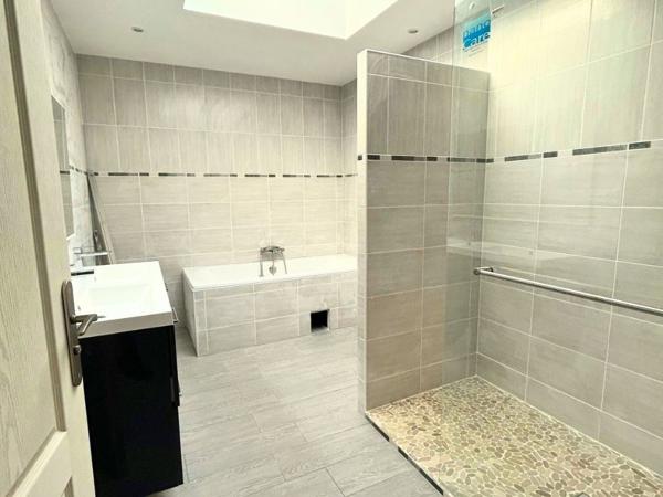 Maison + Appartement Troissy 320 m2