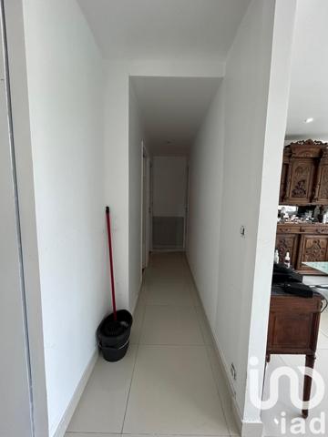 Pavillon 5 pièces de 185 m² à Garges-lès-Gonesse (95140)