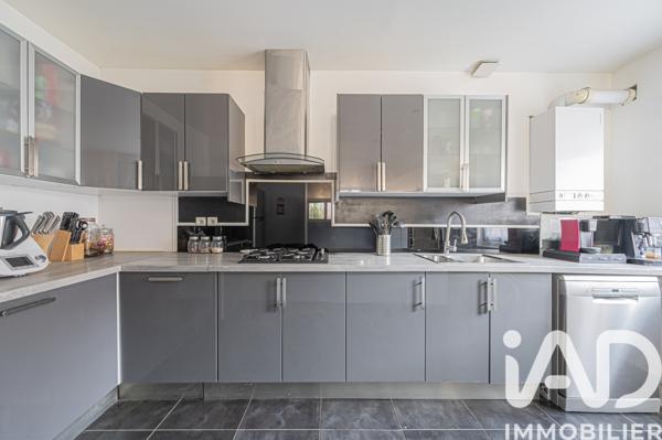 Maison à vendre 4 pièces 107 m² Isles-lès-Villenoy