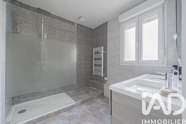 Maison à vendre 4 pièces 107 m² Isles-lès-Villenoy