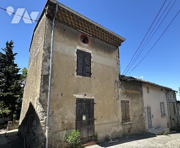 Maison de village à rénover avec jardin au cœur du Haut-Livron