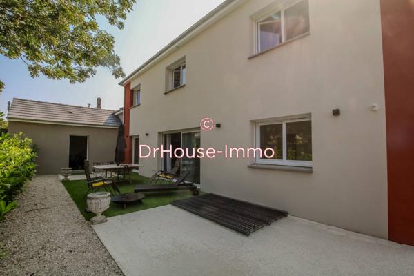 Maison à vendre 10 pièces de 208 m²