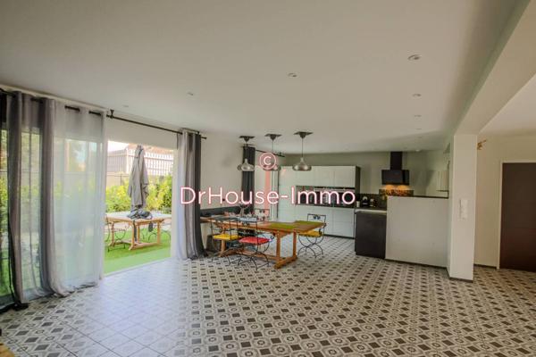 Maison à vendre 10 pièces de 208 m²