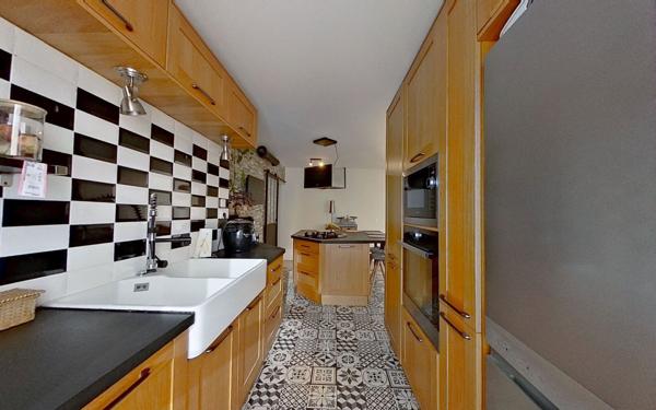 Appartement à vendre    3 pièces •  Lyon 9