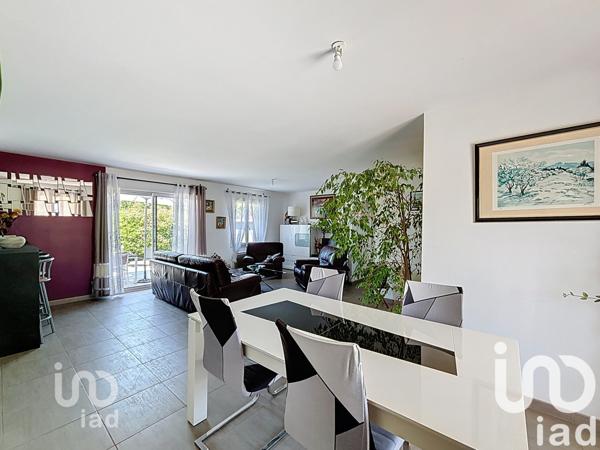 Maison à vendre 4 pièces 92 m² Saint-Seurin-sur-l'Isle