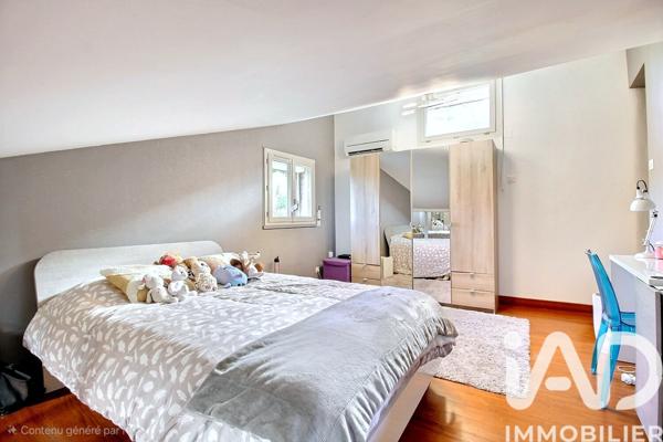Maison à vendre 5 pièces 200 m² Auriol