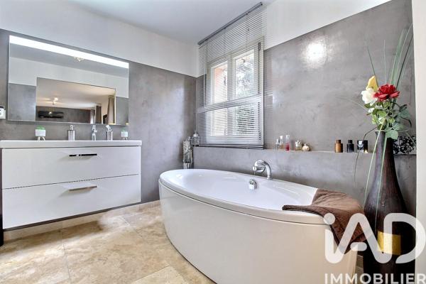 Maison à vendre 5 pièces 200 m² Auriol