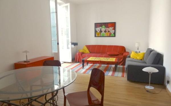 Appartement à vendre    3 pièces • 103,45 m2 Nîmes