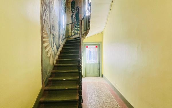 Appartement à vendre    3 pièces • 103,45 m2 Nîmes
