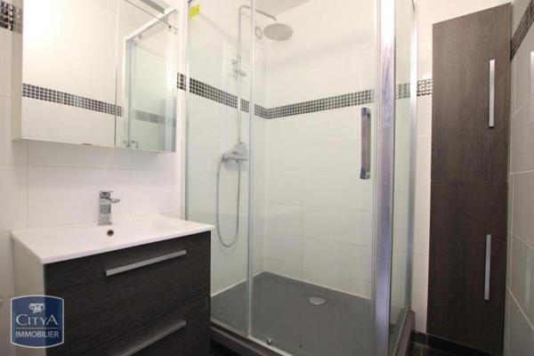 Appartement à louer 3 pièces 70.02m²