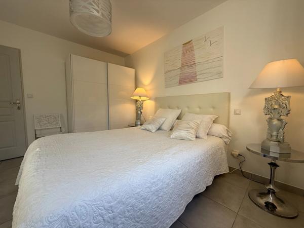 Maison récente à vendre 5 pièces 3 chambres jardin Proche LA ROCHEFOUCAULD EN ANGOUMOIS