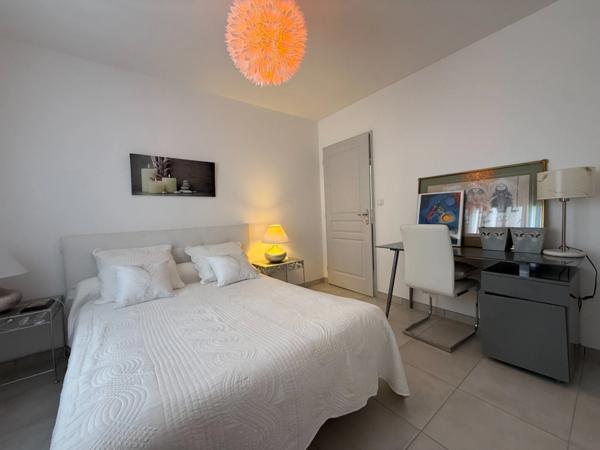 Maison récente à vendre 5 pièces 3 chambres jardin Proche LA ROCHEFOUCAULD EN ANGOUMOIS