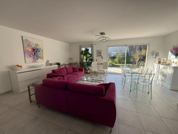 Maison récente à vendre 5 pièces 3 chambres jardin Proche LA ROCHEFOUCAULD EN ANGOUMOIS