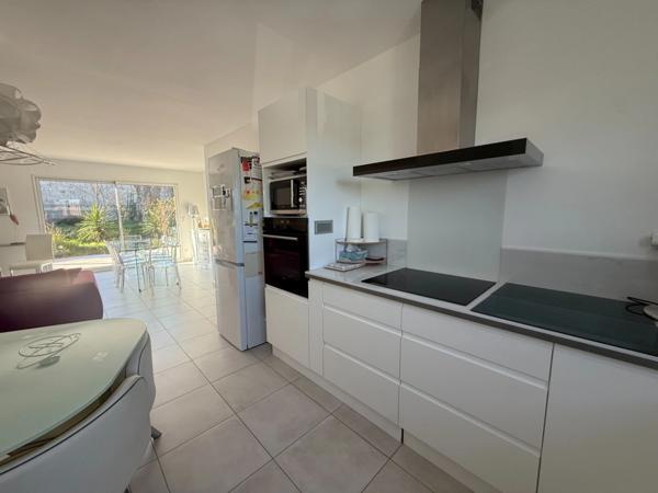 Maison récente à vendre 5 pièces 3 chambres jardin Proche LA ROCHEFOUCAULD EN ANGOUMOIS