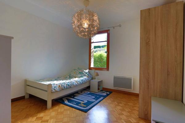 Appartement 5 pièces à Annecy-le-Vieux avec jardin – Confort familial dans un cadre verdoyant