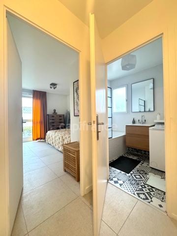 À VENDRE – Bel appartement F3 de 69 m² avec balcon, parking & ascenseur – Bobigny au porte de Paris