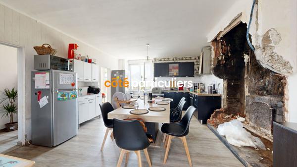 Vente Maison100 m² - 5 Pièces - DUCEY LES CHERIS (50220)