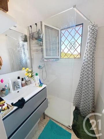 Maison à vendre  4 pièces - 74,48 m 2   CERET  - 66