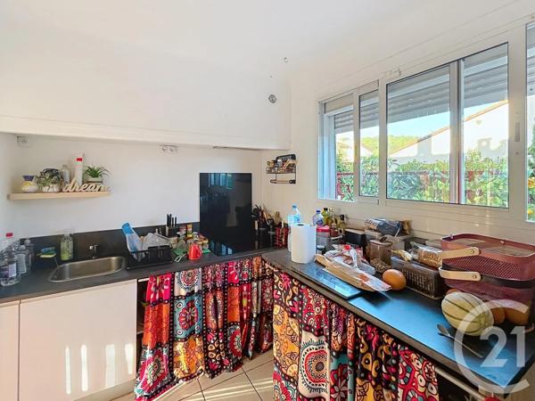 Maison à vendre  4 pièces - 74,48 m 2   CERET  - 66