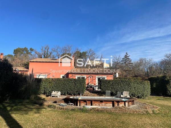 VILLA 5 CHAMBRES SUR MAGNIFIQUE TERRAIN AU CALME