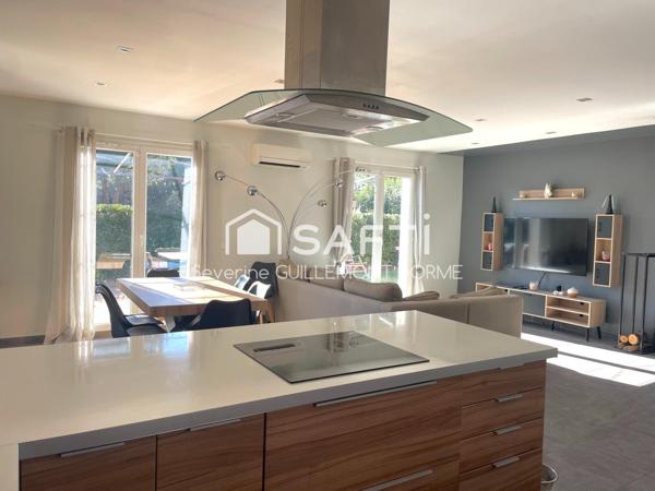 VILLA 5 CHAMBRES SUR MAGNIFIQUE TERRAIN AU CALME