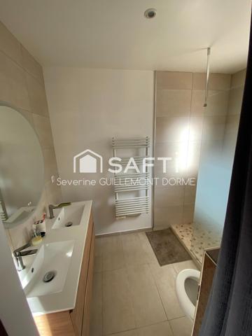 VILLA 5 CHAMBRES SUR MAGNIFIQUE TERRAIN AU CALME