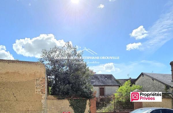 PROCHE MAINTENON Terrain à bâtir et divisible de 796 m2