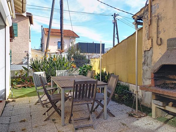 Maison La Seyne Sur Mer 4 pièces 108 m² avec jardin et atelier
