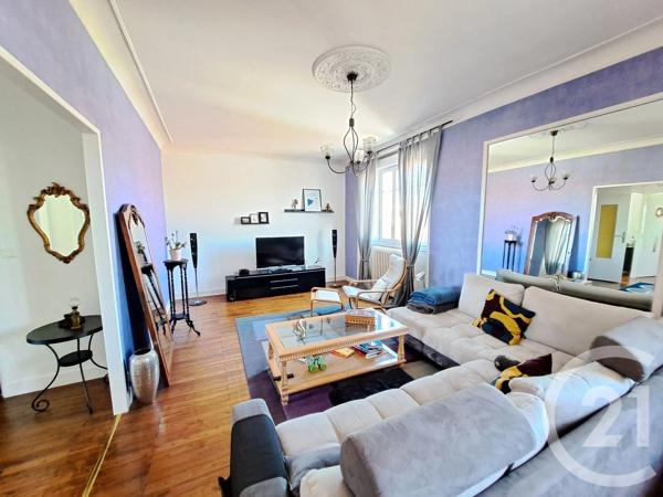 Maison à vendre  9 pièces - 220 m 2   ST SEBASTIEN SUR LOIRE  - 44
