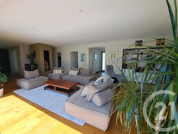 Maison à vendre  9 pièces - 220 m 2   ST SEBASTIEN SUR LOIRE  - 44
