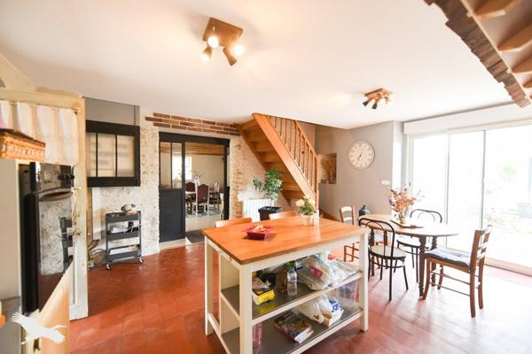 Maison à vendre |  Villebarou |  14 pièces | 337 m²