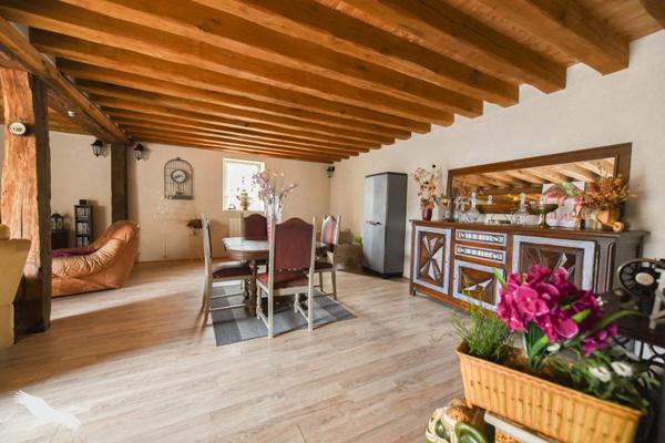 Maison à vendre |  Villebarou |  14 pièces | 337 m²