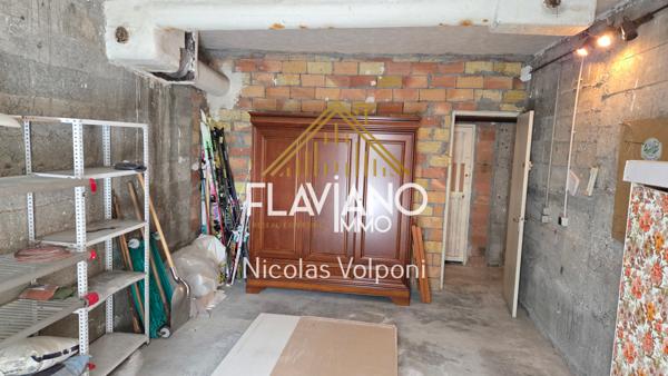 Le sauze (04400) Garage 22,5 m2