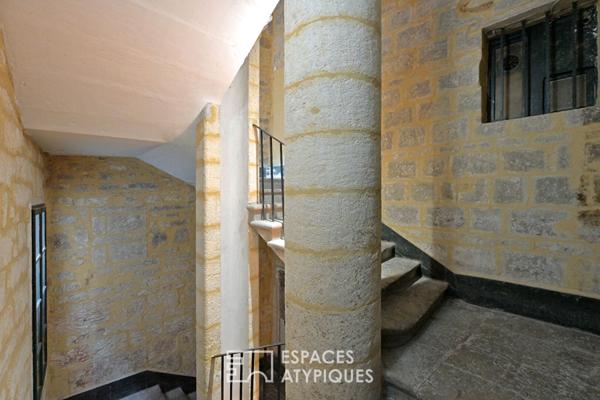 Appartement duplex dans l’Ecusson