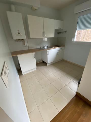 Appartement Maisons Alfort 1 pièce(s) 29.71 m2 vide