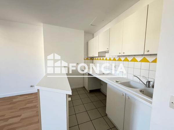 Location Appartement 2 pièces 48.13 m² - 40 RUE DOCTEUR NANCEL PENARD Bordeaux 33000