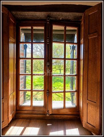 Maison à vendre 6 pièces  (45)Ferrières, Gare 10 mn Paris, 4 chambres, cave, cheminée, 6000 m² terrain arboré
