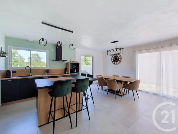 Maison à vendre  3 pièces - 86 m 2   BEAUVOIR SUR MER  - 85