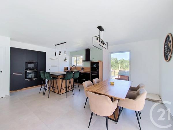 Maison à vendre  3 pièces - 86 m 2   BEAUVOIR SUR MER  - 85