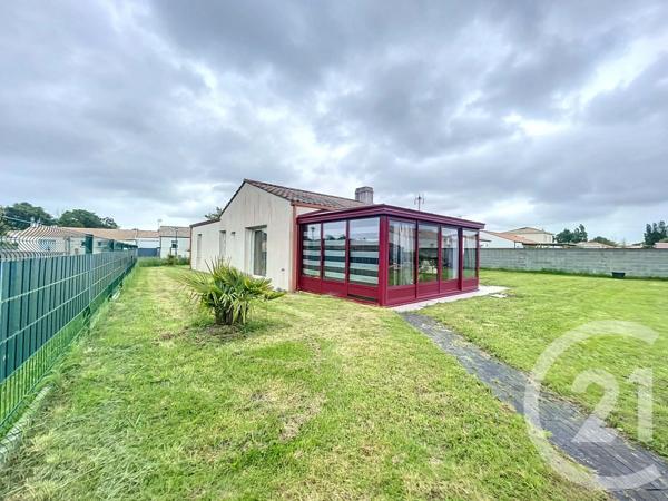 Maison à vendre  3 pièces - 86 m 2   BEAUVOIR SUR MER  - 85