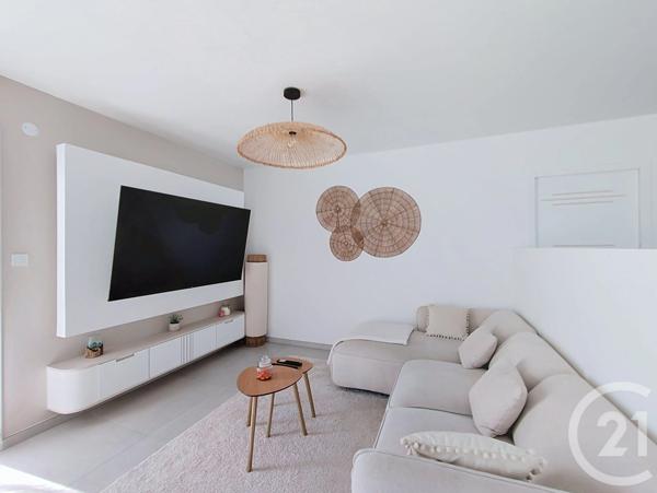 Maison à vendre  3 pièces - 86 m 2   BEAUVOIR SUR MER  - 85