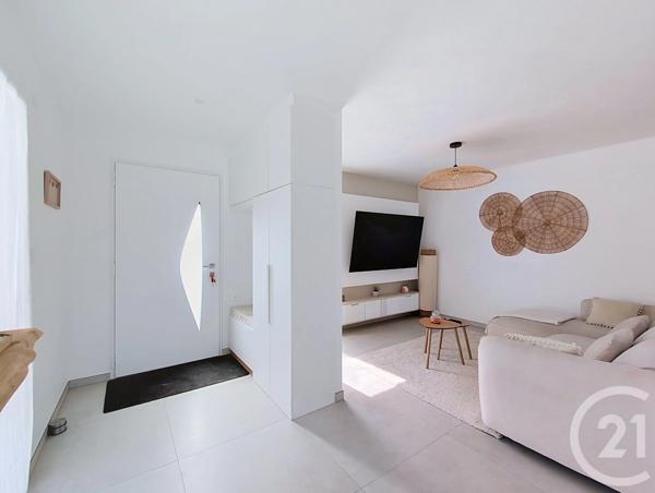 Maison à vendre  3 pièces - 86 m 2   BEAUVOIR SUR MER  - 85