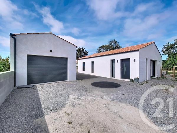 Maison à vendre  3 pièces - 86 m 2   BEAUVOIR SUR MER  - 85